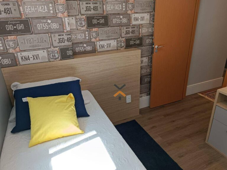 Q88CNeUZyAHvi0zBVrlBU5ecX5JVozAr-1