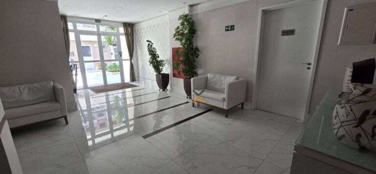 a1fc044389567047e53fb1d3cc68a379-1