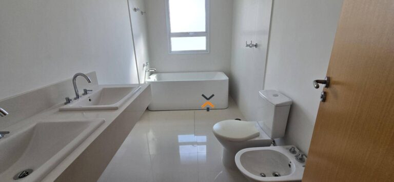 a2faaafbca71b446794bbf0a211a8df9-1