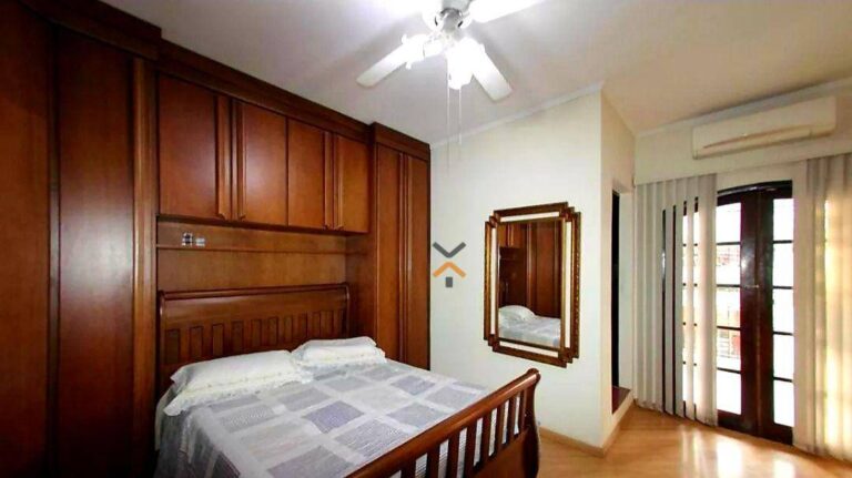 a8818bec908ddbbb670e7236b872959a-1