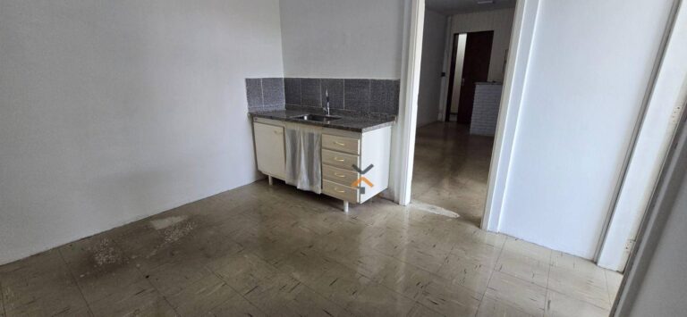 a9548b06eec7db49156d857fc0ac6c2b-1