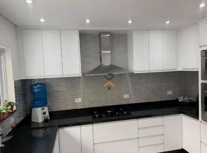 b82a6045b86dff33f987aee978e0b20e-1