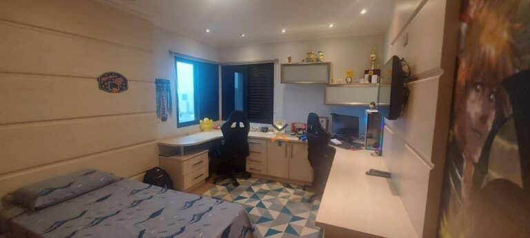 baa1694b55c29fd38e757a6b8a732ed4-1