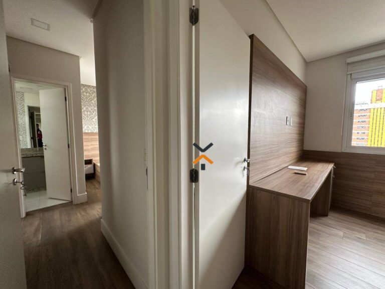 bc80f30b66af3f0538bad2c71b2a1c54-1