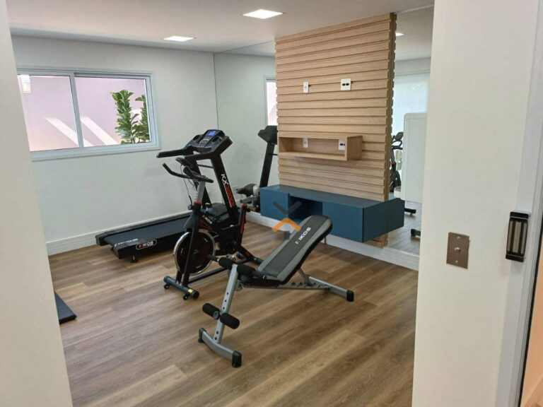 bf75c10e9644ef6f8684678aa017ad0d-1