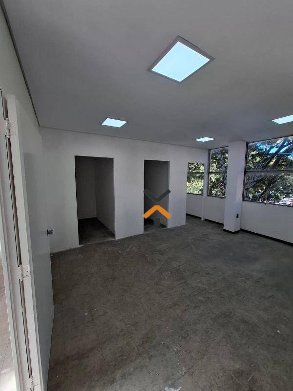 c6dbdef6931052f1e58fd4246830fdbf-1