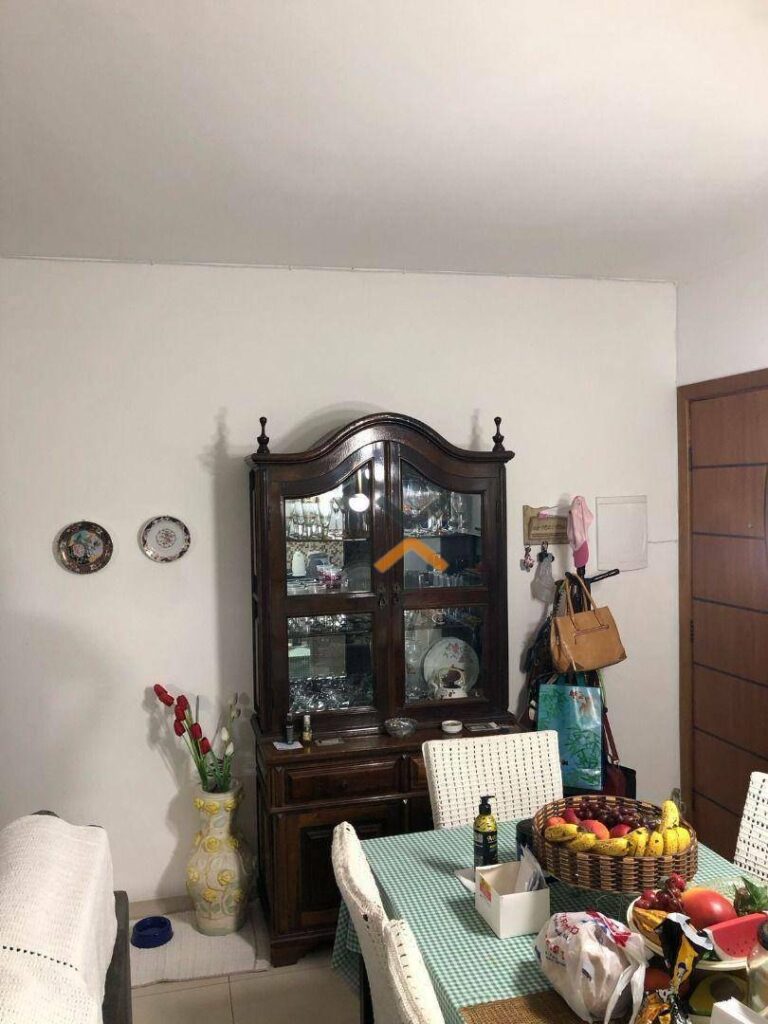 c9803c9da0831b68449603af9259d77b-1