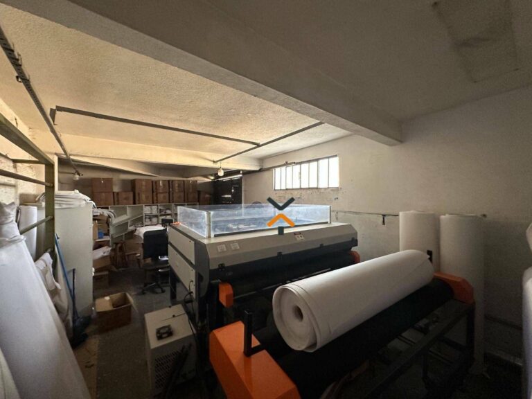 cec533f489734cf38e16f6114b2a389a-1