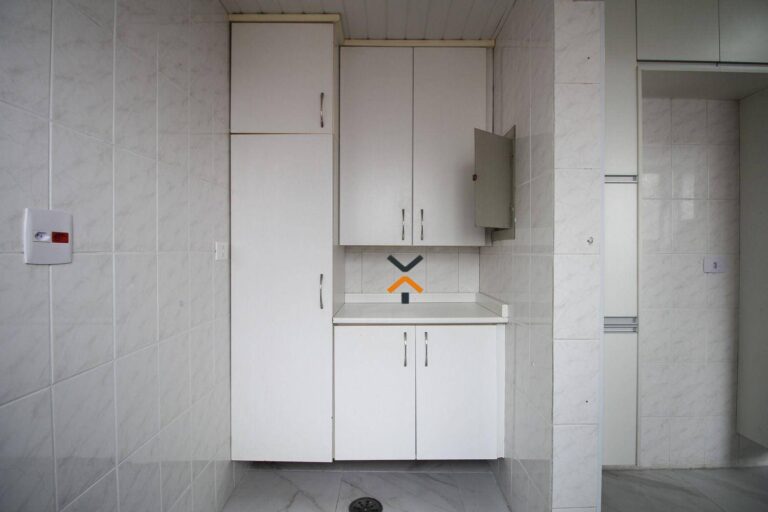 cfd3e6aac580188559915360c289bdf9-1