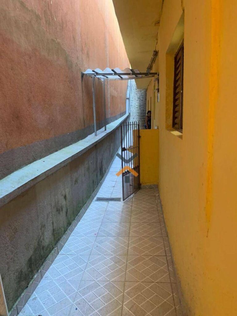 cfd8b8883dc767176f82df9ab5e7de5b