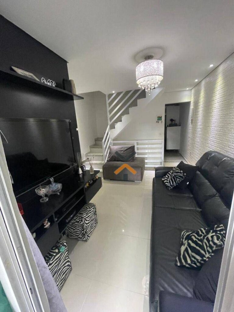 d1c3be022e167d740cd51a2454355bf4-1