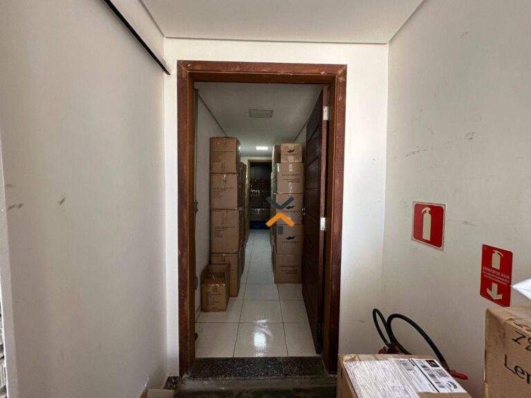 d68eca6e29324530520a71b04cb2e31a-1