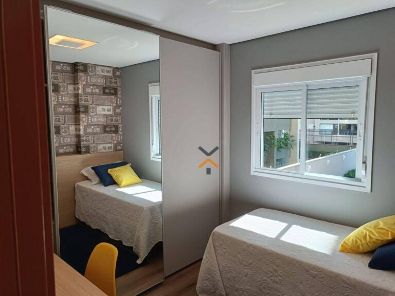 d716722a83456d859974958aa6d7b7d6-1