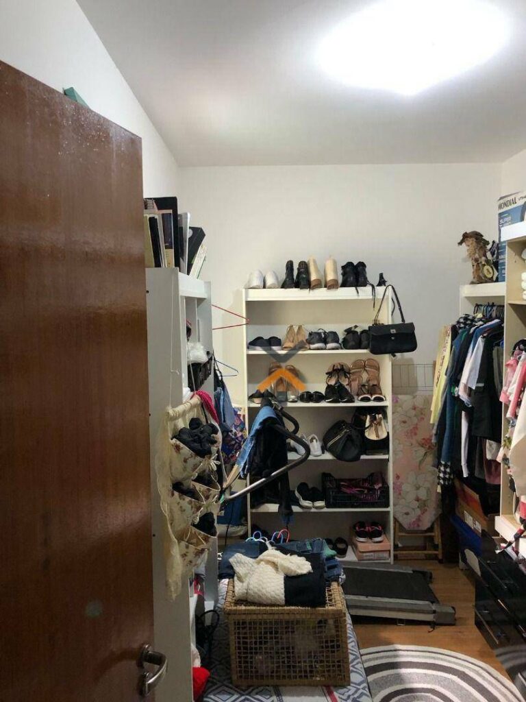 db955381d08b194bd16eaab617c16c98-1