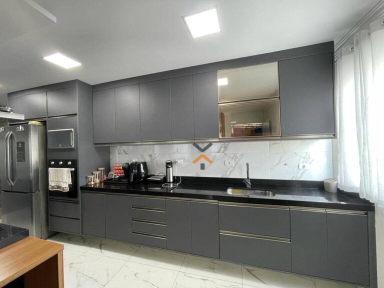 dcae4bfcb49773d95a4de9c370b3f666-1