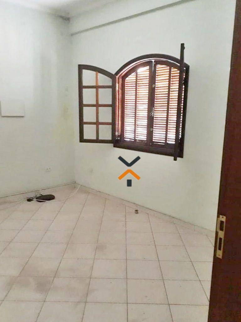 dfc1afd856512d5526e4d075aa5849e8-1