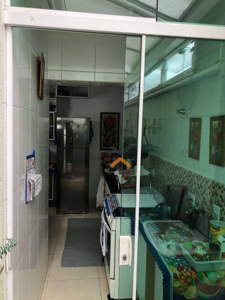 dff82f9ab7e9415e7ef21eb0f2e513df-1