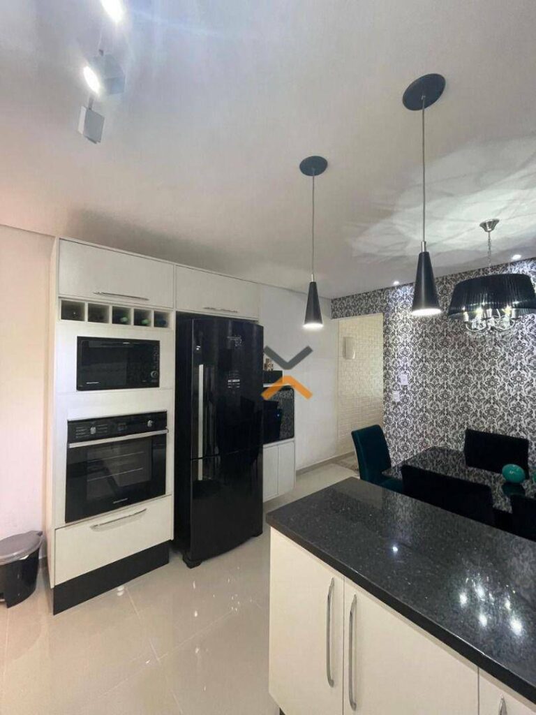 e6e5e043ca362b05ad330a67d4f34f3a-1