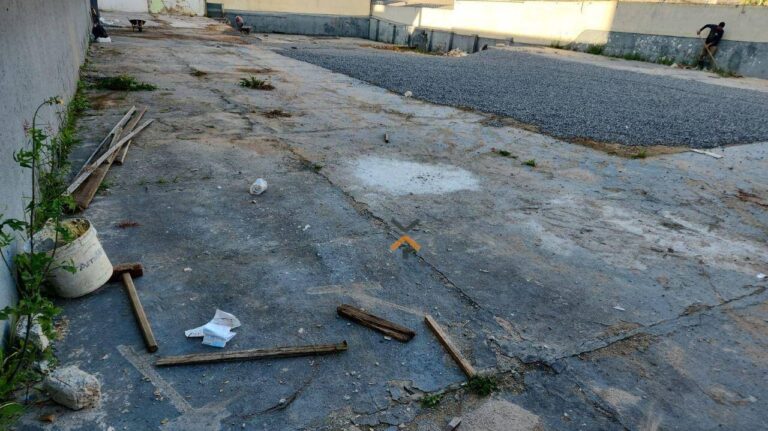 ed8daf4b0d993cb151334692d3fe1dd2-1