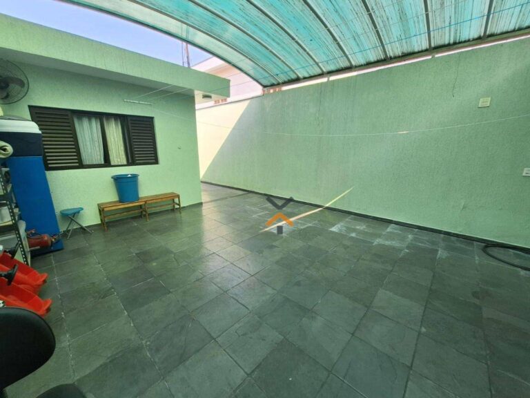 f76555a65c1e197ab55e382f9c03e22f-1