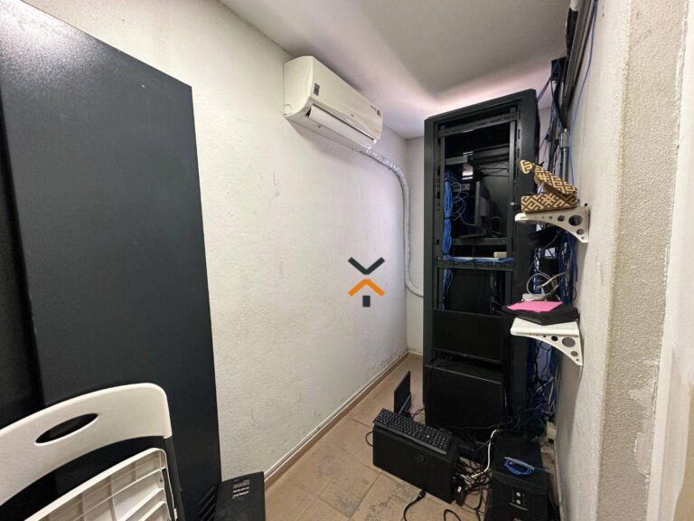 f87c4078afe936e2f31c032d0db0fd91-1