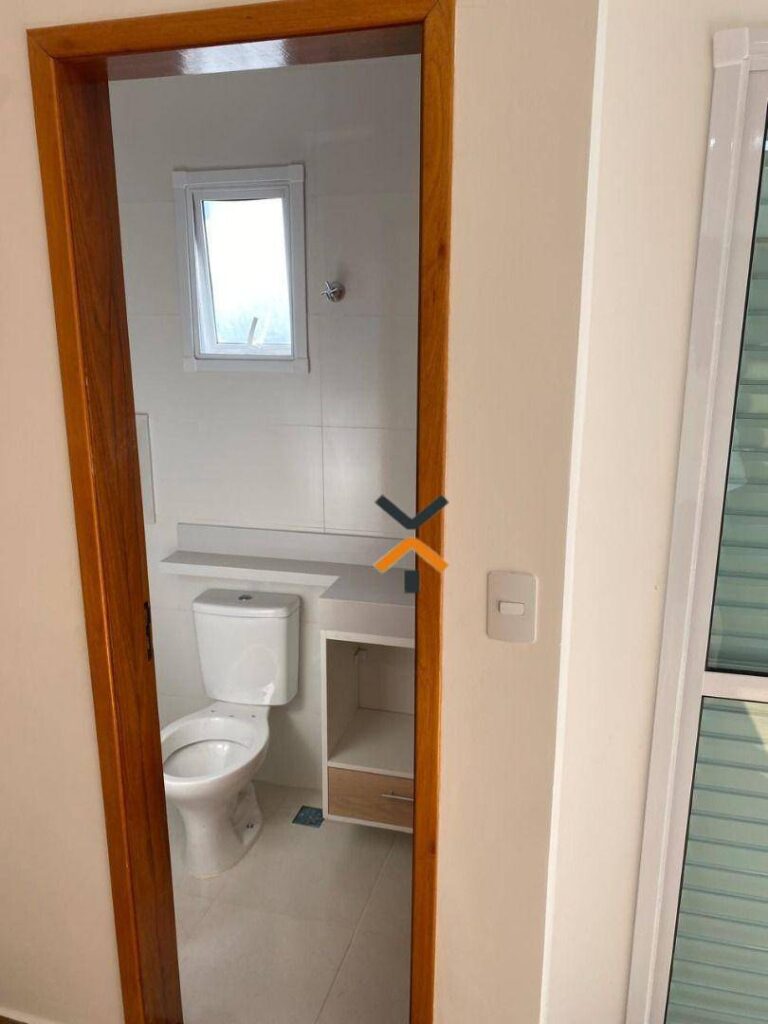 fbce948b346d02b50491cd51ef415087-1