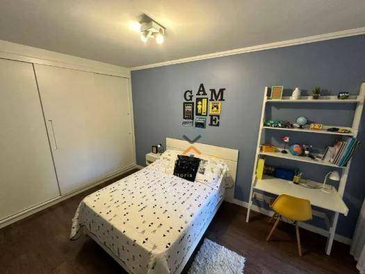 fc1037aaacff8b6b159e8a85e81c0623-1