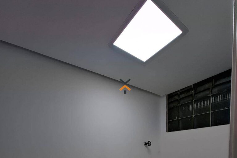 ff3c549bbaa95f9debe102ff6b443605-1