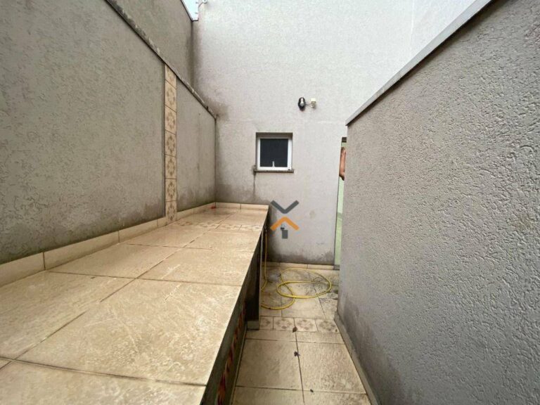 fn6hboQdygmx435NpVfiWeJZPBIQK7yz-1