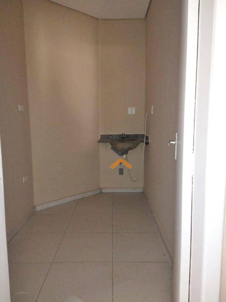 i82KqC4ArRAC32mXj3aUVeqUac4sFyAp-1