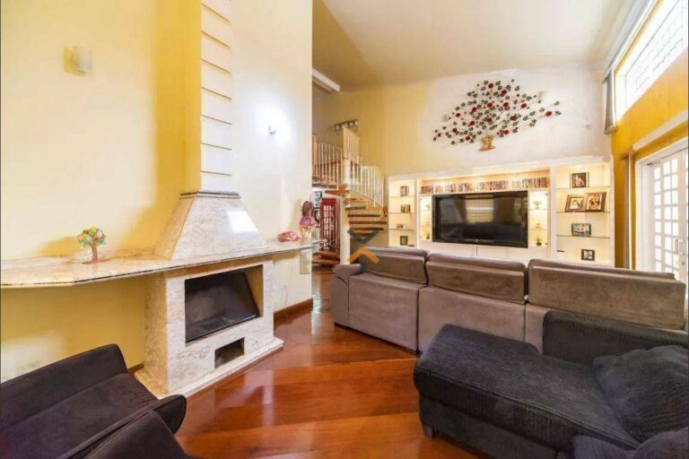 lKbB179L1X5zkvSsqELT1D6IboGHteEL-1