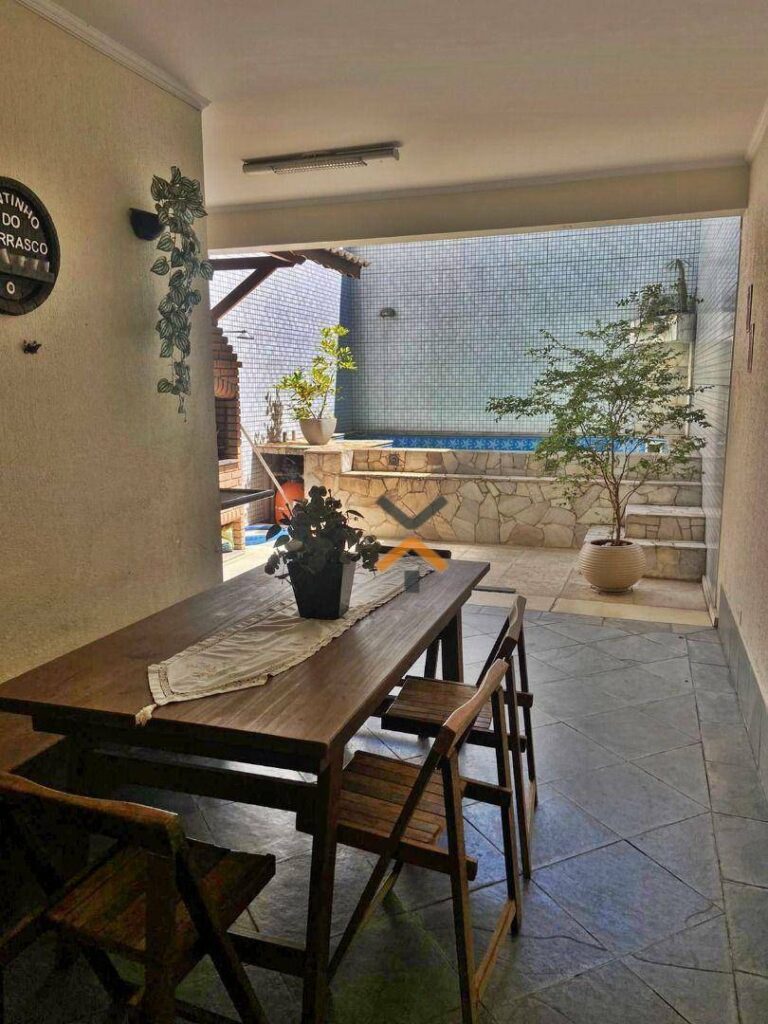 r5mM2gPxyl0d5DWexWUonw7cV1Km3YI8-1