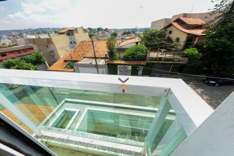 sULmf6C3sw3WR33EEyozIbhyNJtlZkuw-1