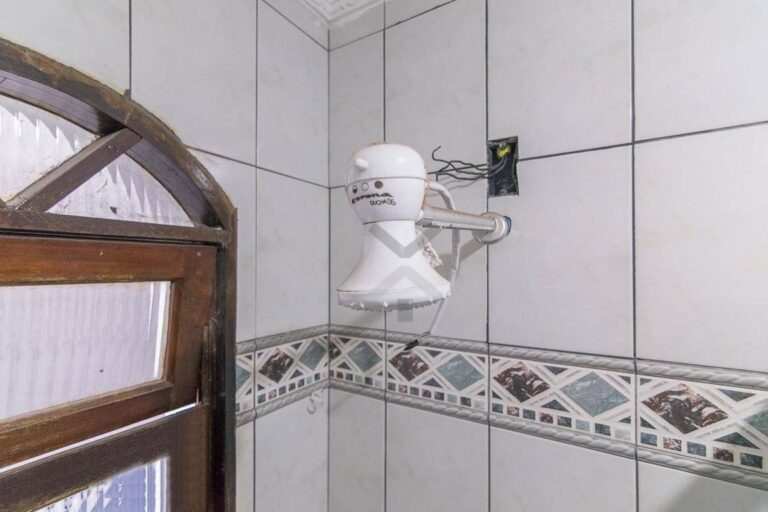 uJWo7dFwdboj2BH96SQQersbxwQ8Y1ly-1