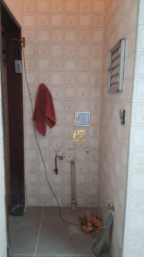 2d6feea91542259ad221a3ee03e4281c